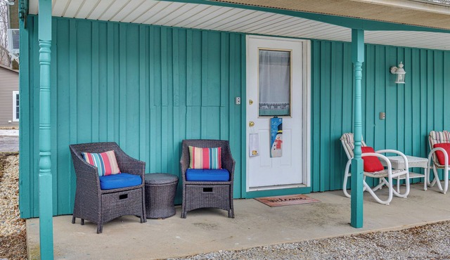 Convenient & Walkable Main Street Studio in Delphi