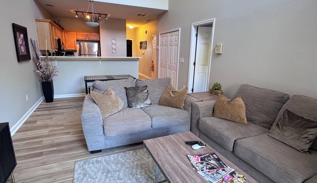 Conveniently Close to Everythingnn