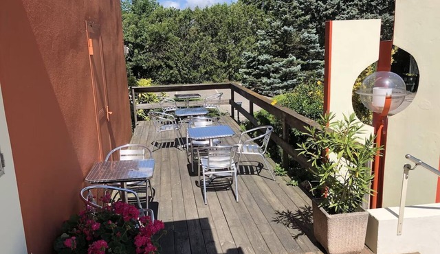 Conveniently Located Hotel near Eurexpo and Old Lyon at the gates of Lyon