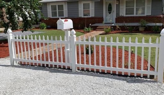 Conveniently located 2brm/1bt Home