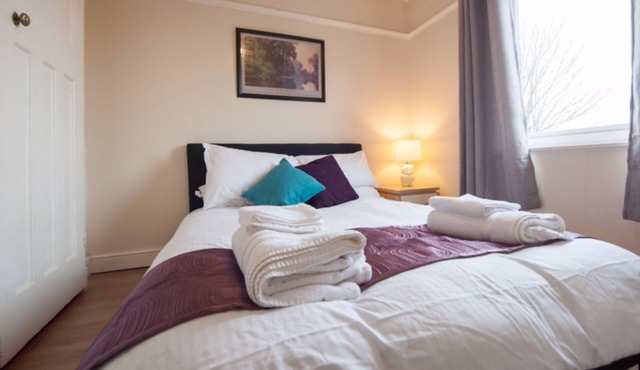 Conveniently located House With off road parking