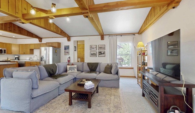 Conveniently located home with fully stocked kitchen, W&D, fast wifi & loft