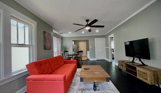 Conveniently Located Modern Bungalow