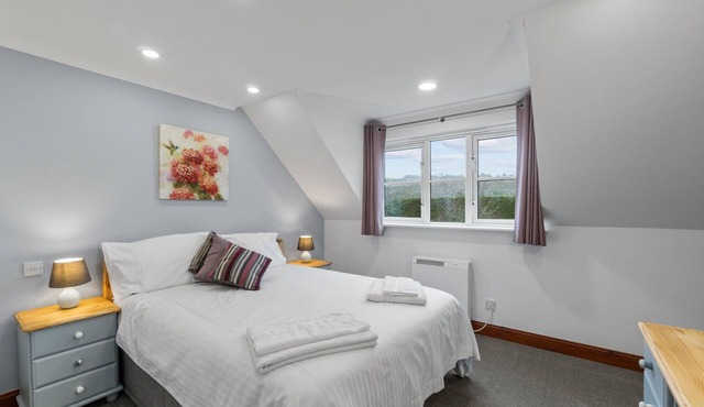 Conveniently located to explore all that Cornwall and Devon have to offer