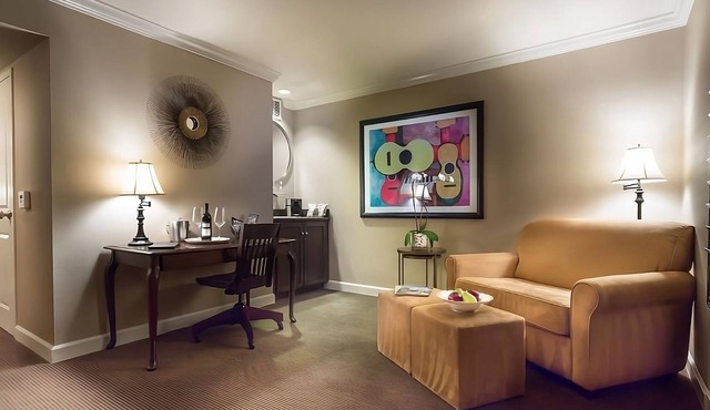 Conveniently Located To Excellent Transportation! 4 Spacious Units, Free Parking