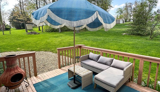 Conveniently located ranch style home in the North Hills of Pittsburgh!