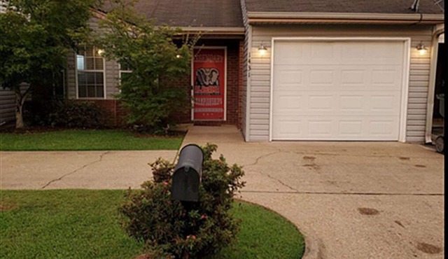 Conveniently Located 2B/2BA Very Close to University of Alabama Campus