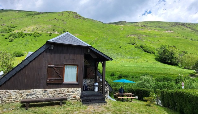 Converted barn with mountain views in Saint-Lary-Soulan