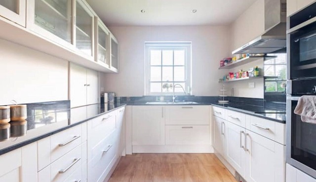 Converted Stables in the grounds of a Manor House on the River Avon