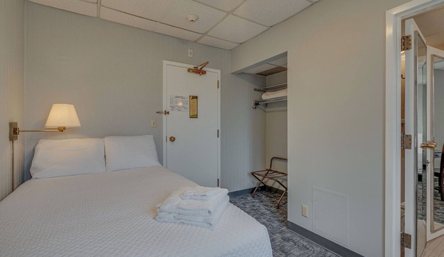 Converted Studio Apartment. - Great Location!