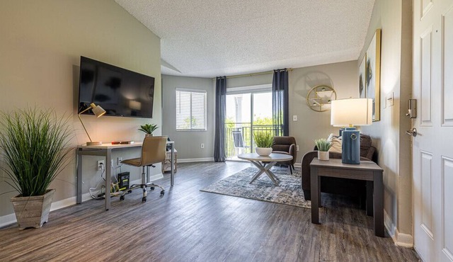 Convient & Centrally Located