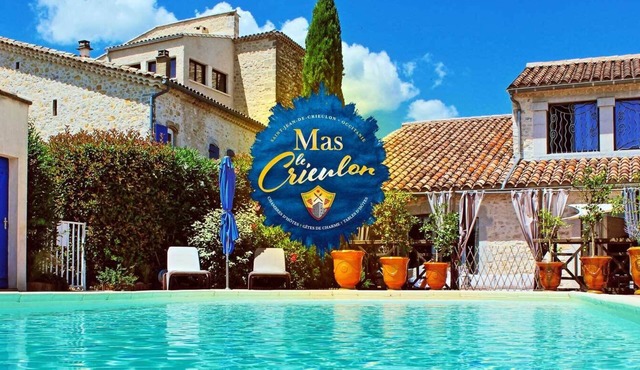 Conviviality and relaxation in the heart of the Mediterranean vineyards Gîte Grenache