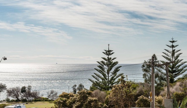 COOGEE BEACH BLISS - beachside getaway
