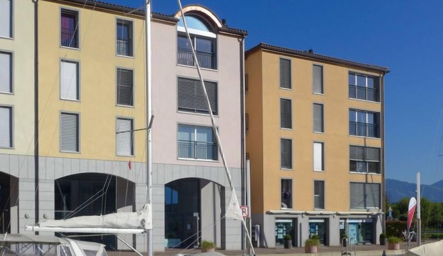 Cook P1/3 by Interhome