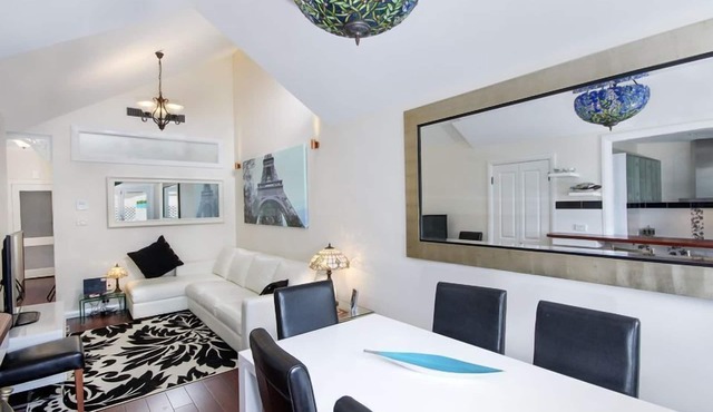 Cooks Hill Chalets - Petite Chalet