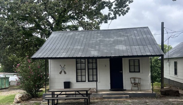 Cookson Resort - Tenkiller Cabin #1