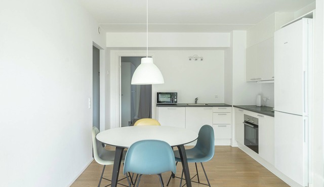 Cool 1-bed w/terrace