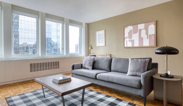Cool Back Bay 1BR w/Gym, nr Copley T, by Blueground