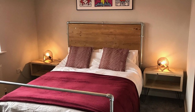 Cool, funky modern two bedroomed town house