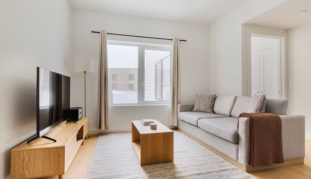 Cool Jersey City 1BR w/elevator, A/C, by Blueground