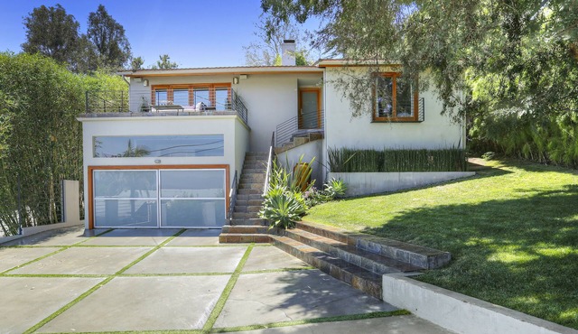 Cool Mid-Century Hollywood Hills Retreat (upper unit)*view/pool