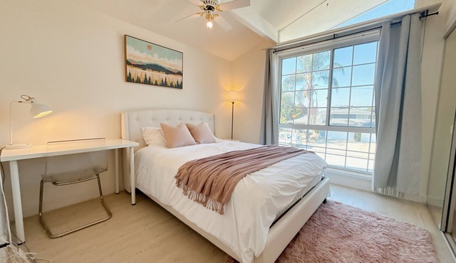Cool townhome with AC in Hacienda Heights - 3 bedrooms available
