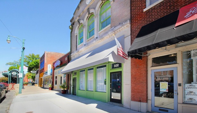 Cool & Unique Condo on Main Street