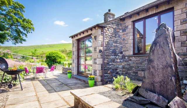 Coomb View at Sandbeds, Luxury Barn Conversion set in idyllic rural location