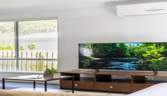 Coomera Comfort - Family Home Great for Play/Work