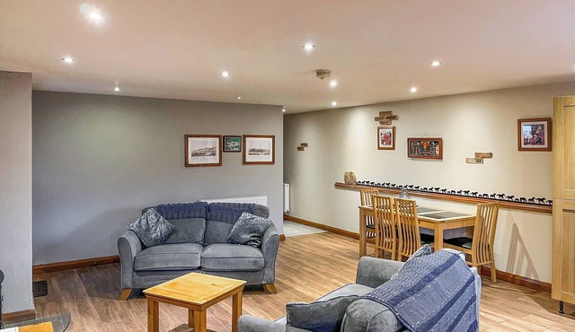 Cooper Cottage - UK47544