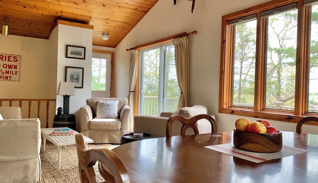 Cooperage Cottage - Peaceful & Family Friendly, Oceanfront