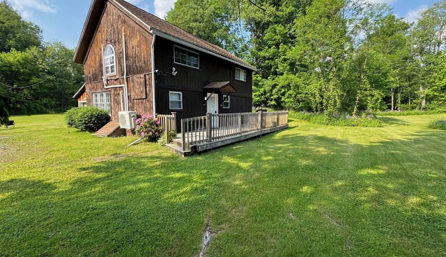 Cooperstown Area Charming Carriage House