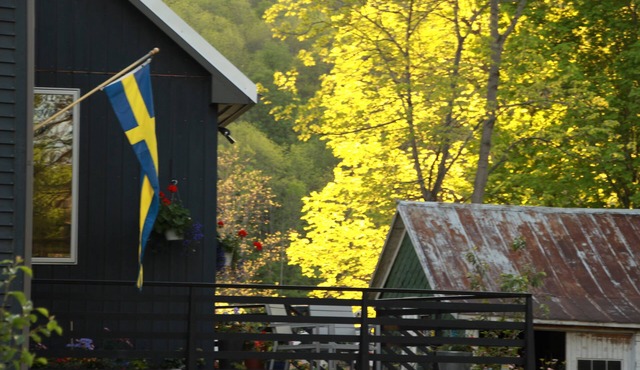 Cooperstown Nordic Farmhouse - Minutes to Dreams Park and Downtown! Sleeps 6-8