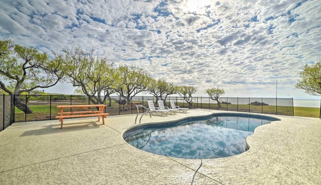 Copano Bay Retreat w/ Porch, Yard & Private Pier!