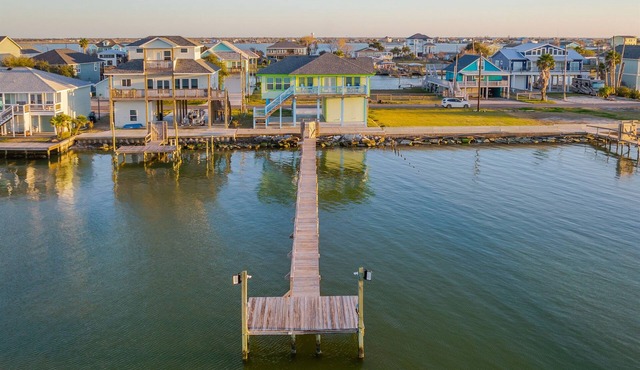 Copano Bay Waterfront Private Fishing Pier Underwater Lights