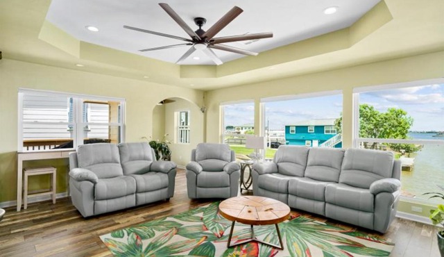 Copano Canal Retreat