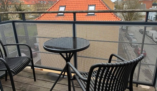 Copenhagen Resident , Metro Apartment Close to shopping , caffe,public Transport