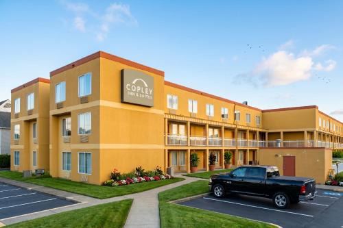 Copley Inn & Suites By OYO Akron OH