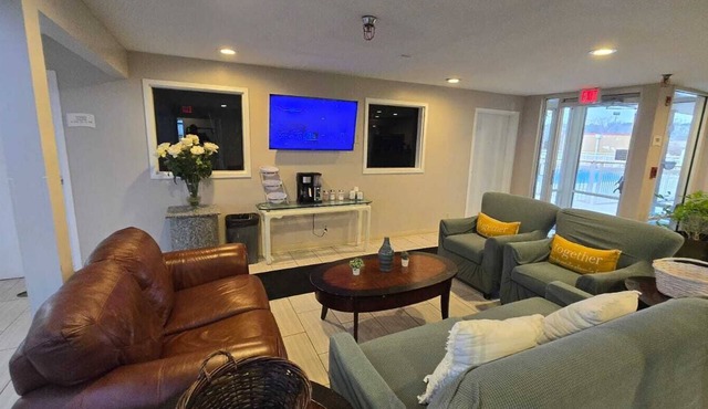 Copley Inn & Suites By OYO Akron OH