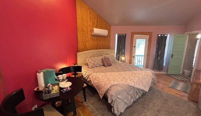 Copper City Views Suite #1
