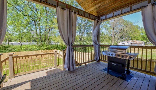 Copper Cottage - Newly renovated - Book for Graduation and Football season!