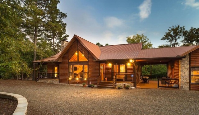 Copper Creek Open Cabin with Game Room and Hot Tub on the Deck by RedAwning