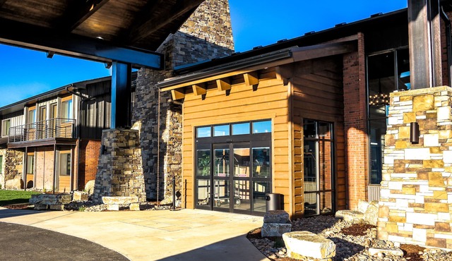 Copper King Convention Center, an Ascend Collection Hotel