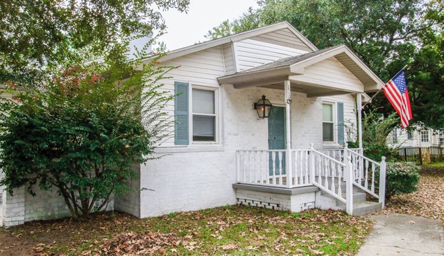 Copper Lantern - Three bed cottage in the heart of Richmond Hill