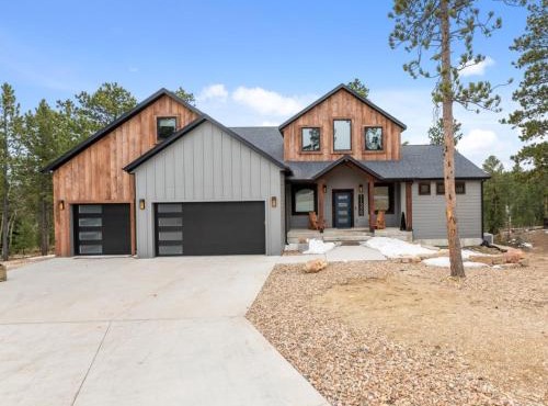 Copper Skies Lodge at Powder House Pass