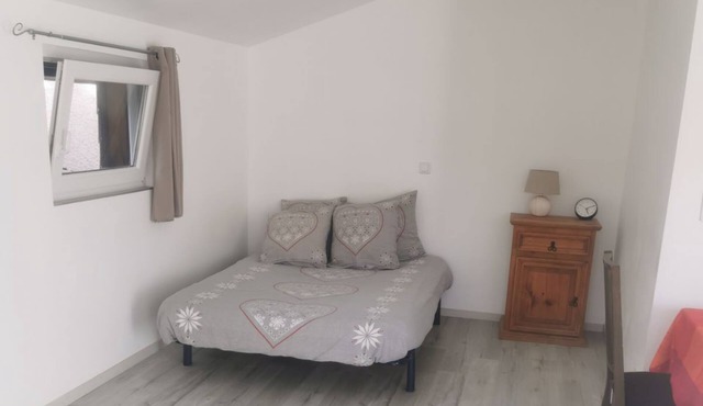 Coquet Studio Climatisé et Privatif à Saint-alban-du-rhone