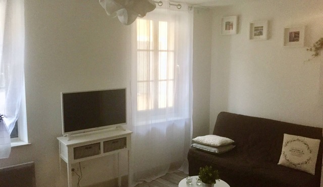 COQUET STUDIO REDESIGNED IN THE HISTORICAL CENTER