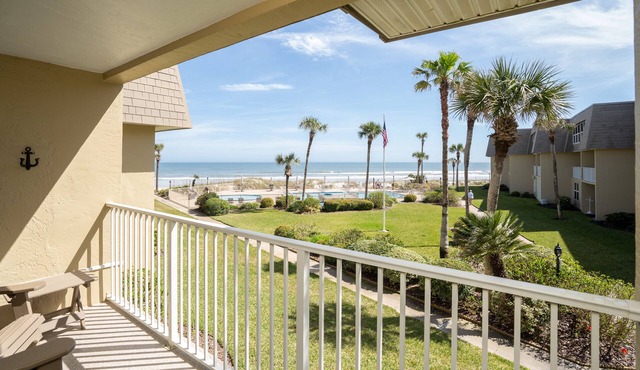 Coquina A203- Steps to the Beach