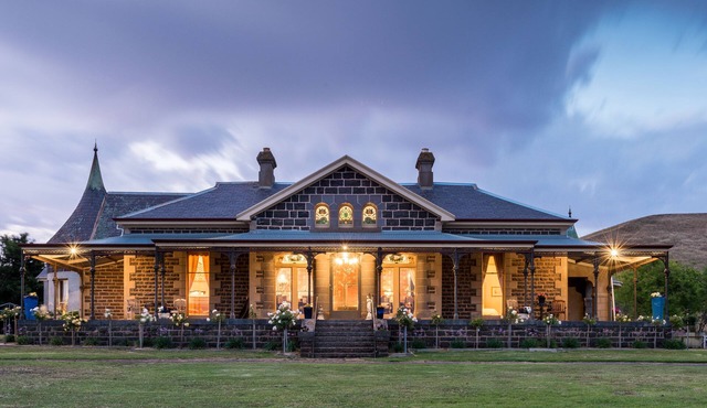 Coragulac House Cottages