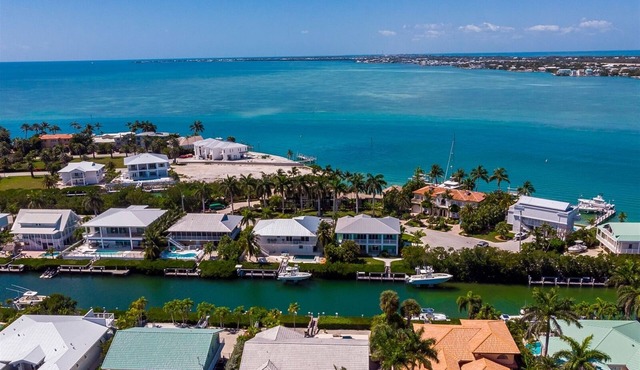 Coral Cottage at Key Colony Beach ~ Charming home with private pool!